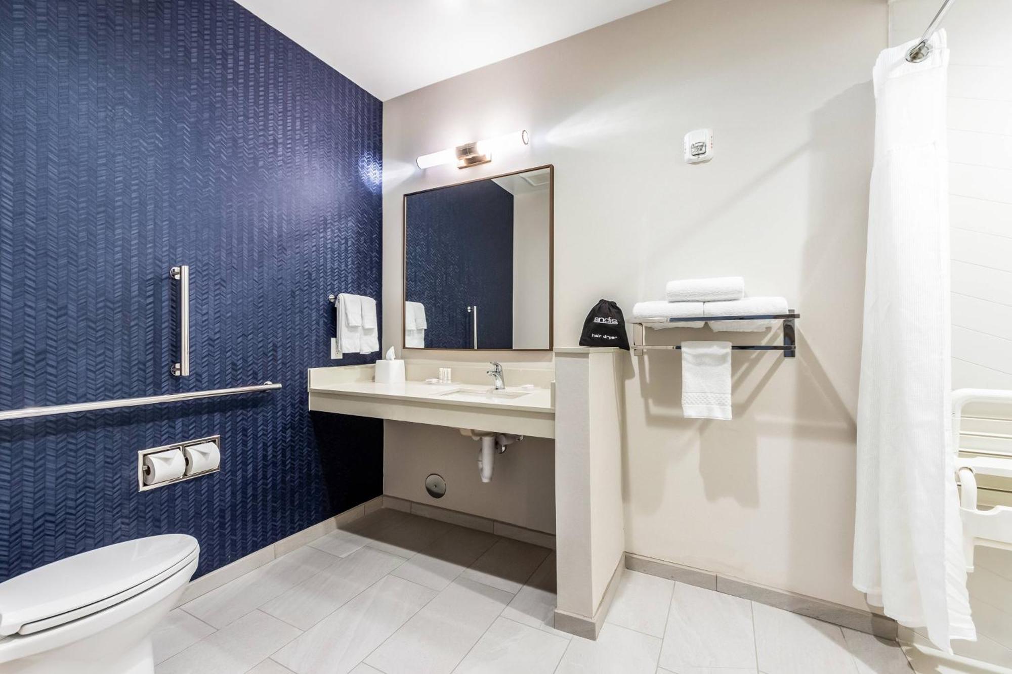 Fairfield Inn & Suites By Marriott Dallas Plano/Frisco Экстерьер фото